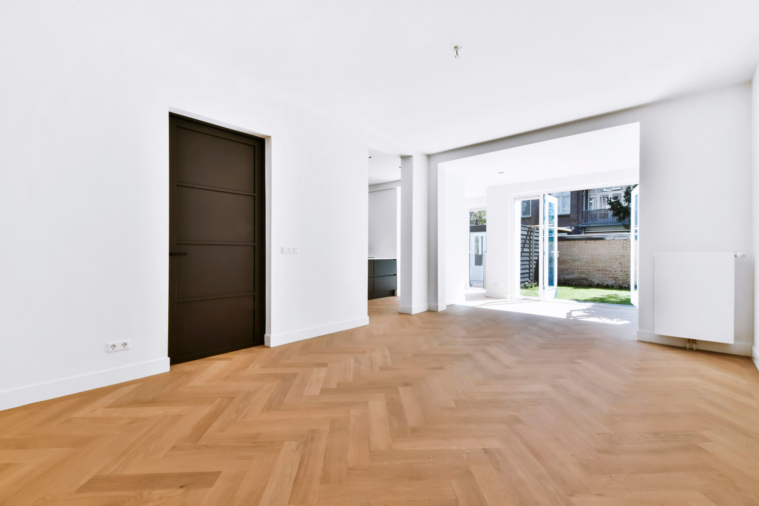 Gulvlegging i Ålesund: Skreddersydde gulvløsninger for hjem og næringsbygg fra lokale eksperter.