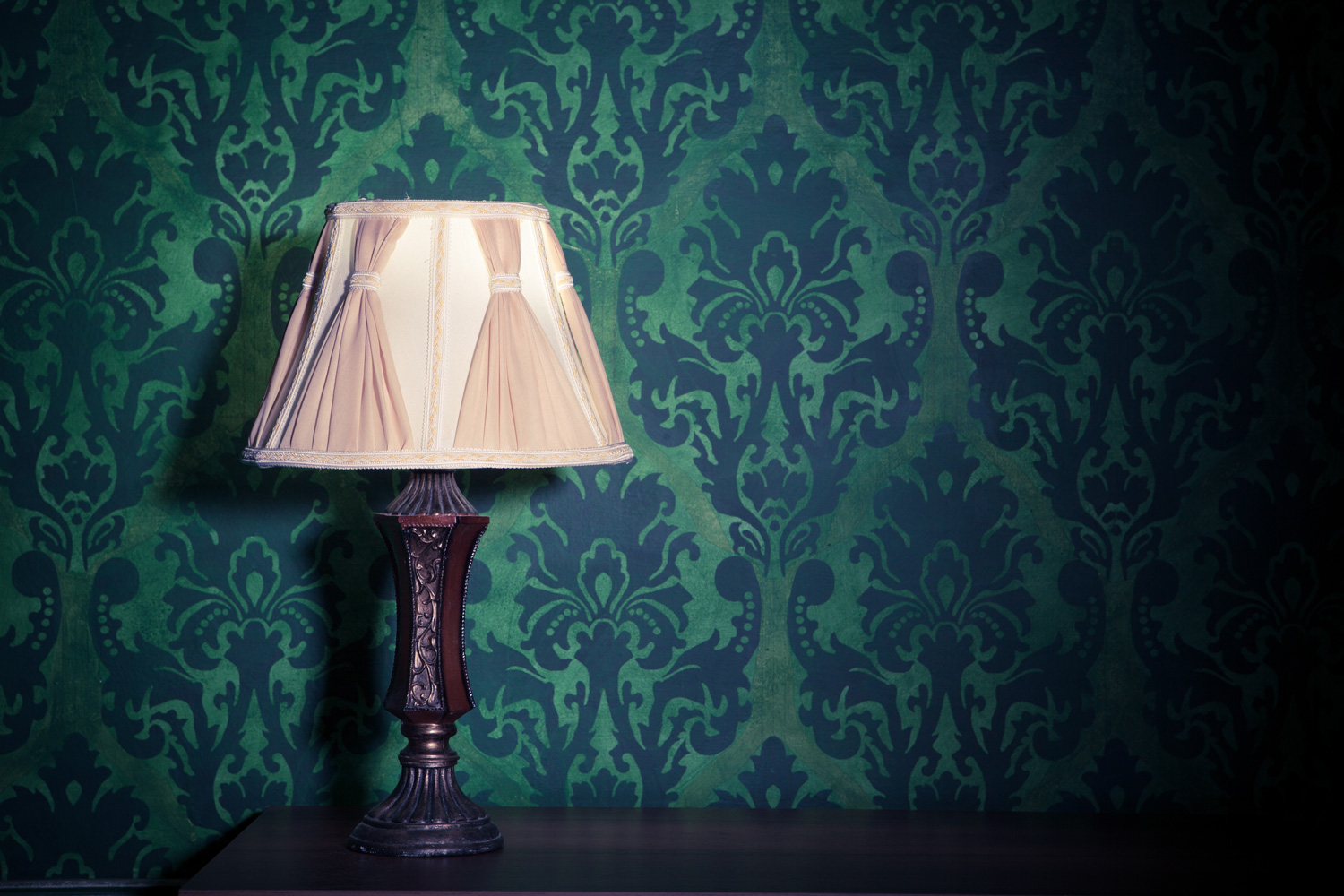 I Ålesund tilbys tapetsering med bredt utvalg tapeter, grundig forarbeid og varig resultat fra erfarne fagfolk.